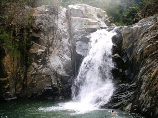 Cascada de Quimixto